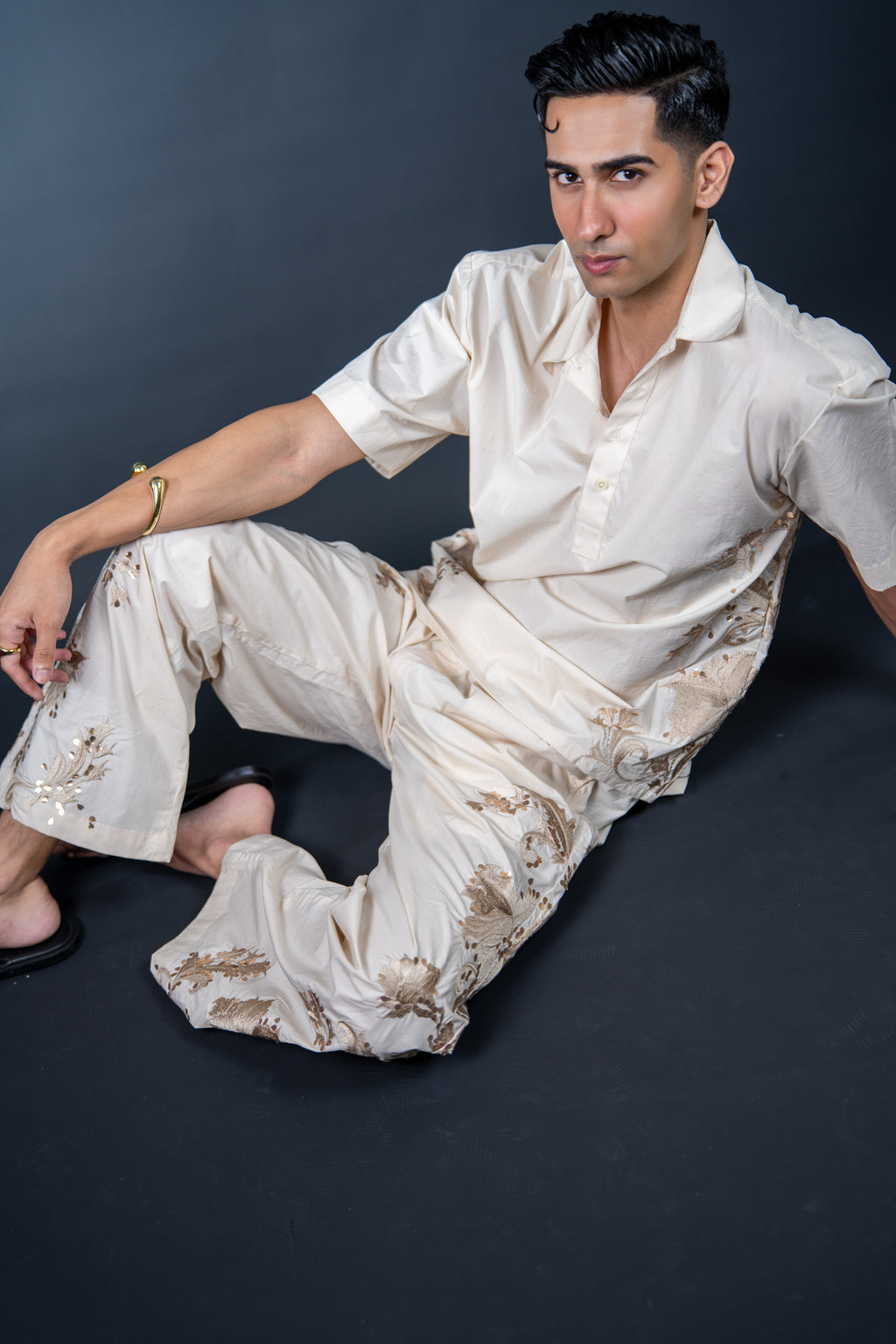 Botanical Embroidered Set